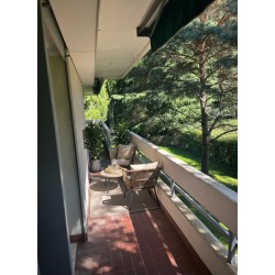 Appartement lumineux avec balcons à Saint-Sulpice