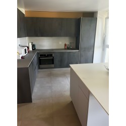 Appartement lumineux avec balcons à Saint-Sulpice