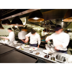 À VENDRE – RESTAURANT MODERNE À MARTIGNY